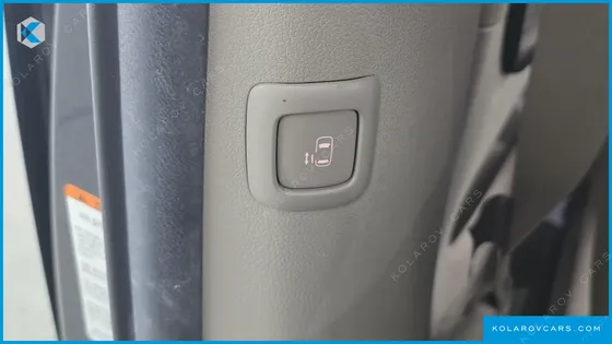 KIA CARNIVAL 9-SEATER PRESTIGE