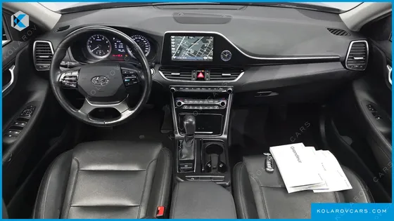 HYUNDAI GRANDEUR 2.4 MODERN BASIC (RENTAL CAR)