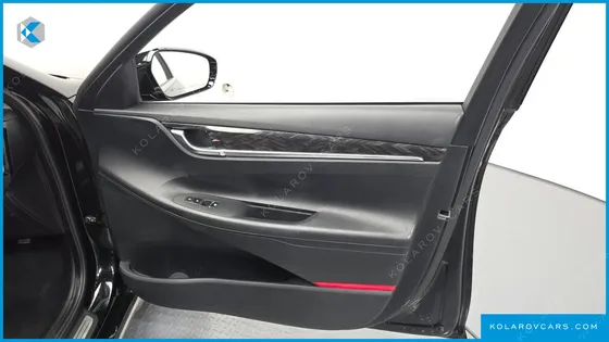 HYUNDAI GRANDEUR 2.4 MODERN BASIC (RENTAL CAR)