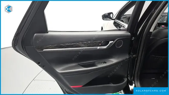 HYUNDAI GRANDEUR 2.4 MODERN BASIC (RENTAL CAR)