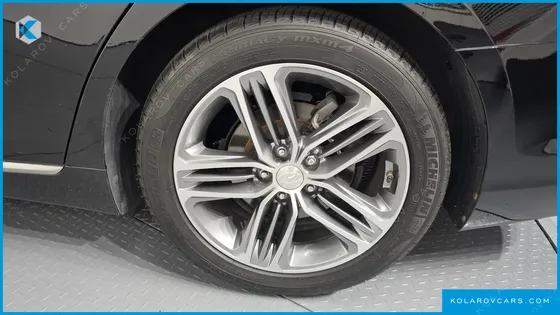 HYUNDAI GRANDEUR 3.0 EXCLUSIVE