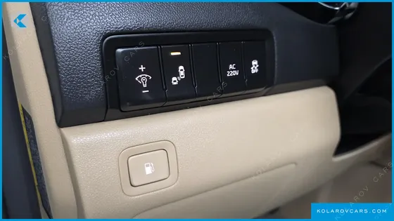 KIA CARNIVAL 9-SEATER NOBLESSE
