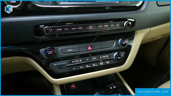 KIA CARNIVAL 9-SEATER HI-LIMOUSINE