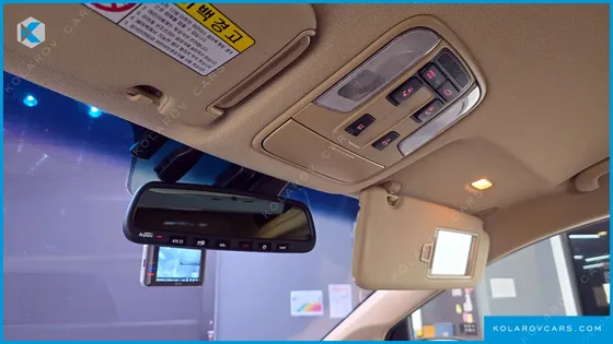 KIA CARNIVAL 9-SEATER HI-LIMOUSINE