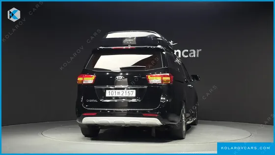 KIA CARNIVAL 9-SEATER PRESTIGE