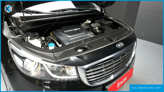 KIA CARNIVAL 9-SEATER PRESTIGE