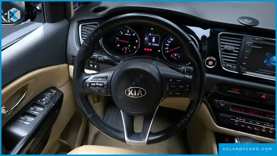 KIA CARNIVAL 9-SEATER PRESTIGE