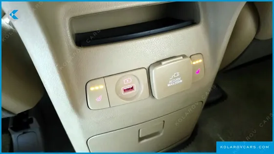 KIA CARNIVAL 9-SEATER PRESTIGE