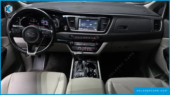 KIA CARNIVAL 9-SEATER PRESTIGE