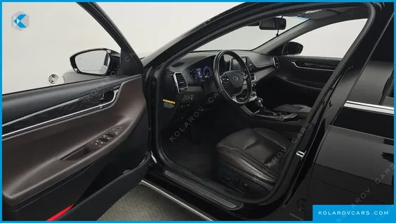 HYUNDAI GRANDEUR 2.4 PREMIUM