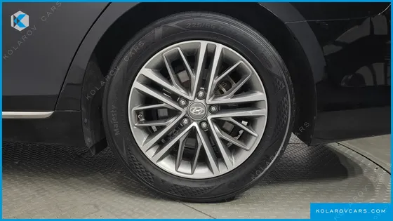HYUNDAI GRANDEUR 2.4 PREMIUM