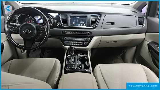 KIA CARNIVAL 9-SEATER PRESTIGE