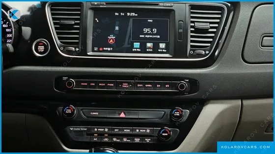 KIA CARNIVAL 9-SEATER PRESTIGE