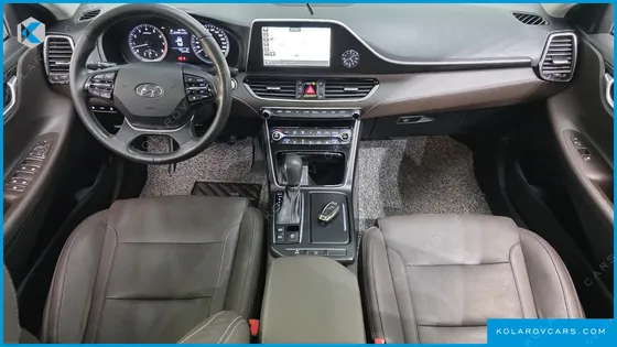 HYUNDAI GRANDEUR 2.4 PREMIUM