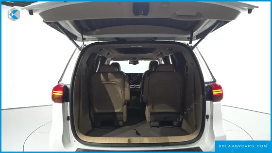 KIA CARNIVAL 9-SEATER HI-LIMOUSINE