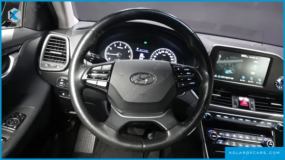 HYUNDAI GRANDEUR 3.0 LPI MODERN (RENTAL CAR)
