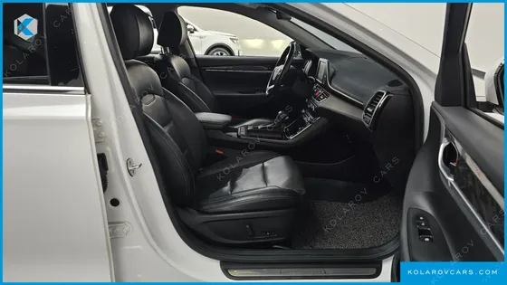 HYUNDAI GRANDEUR 2.4 PREMIUM