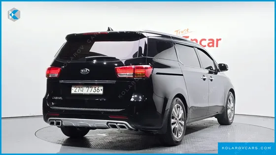 KIA CARNIVAL 9-SEATER PRESTIGE