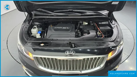 KIA CARNIVAL 9-SEATER PRESTIGE