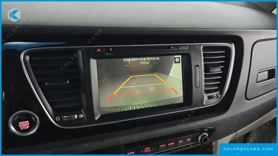 KIA CARNIVAL 9-SEATER PRESTIGE