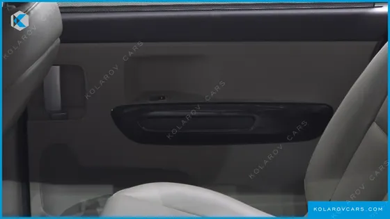 KIA CARNIVAL 9-SEATER PRESTIGE