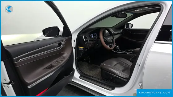 HYUNDAI GRANDEUR 2.4 PREMIUM