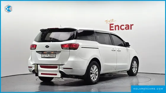 KIA CARNIVAL 6-SEATER WHEELCHAIR LIFT
