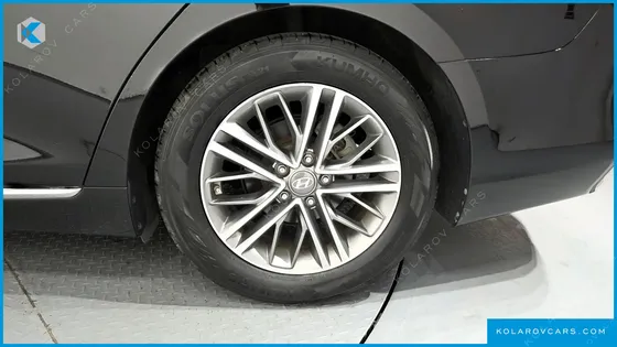 HYUNDAI GRANDEUR 3.0 LPI MODERN (RENTAL CAR)