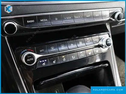 HYUNDAI GRANDEUR 2.4 PREMIUM
