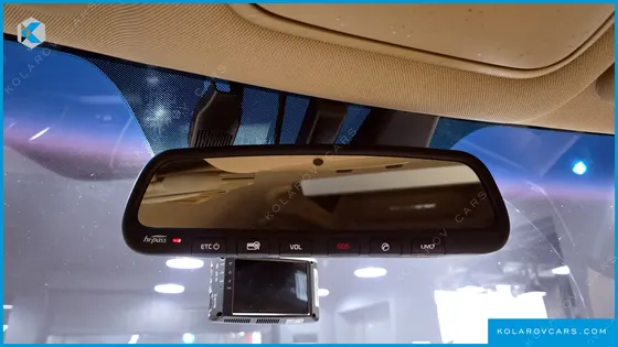 KIA CARNIVAL 9-SEATER HI-LIMOUSINE