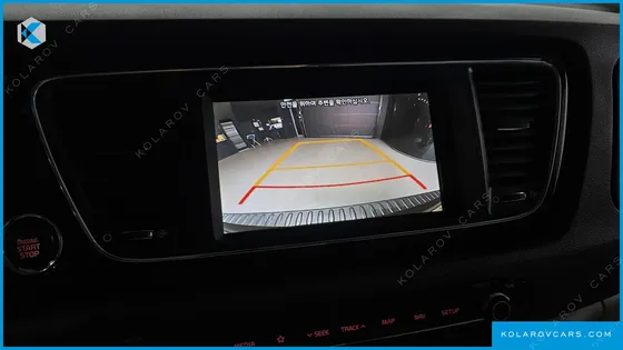 KIA CARNIVAL 9-SEATER PRESTIGE