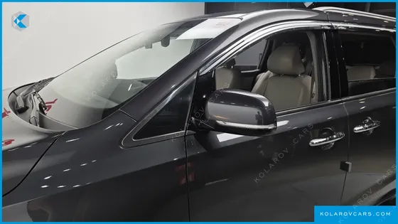 KIA CARNIVAL 9-SEATER PRESTIGE