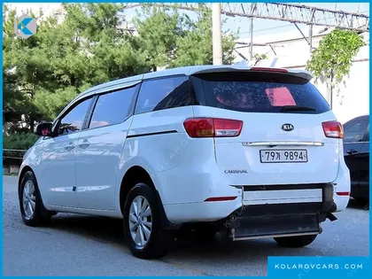 KIA CARNIVAL 6-SEATER WHEELCHAIR LIFT
