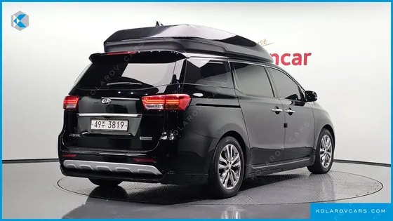 KIA CARNIVAL 9-SEATER HI-LIMOUSINE