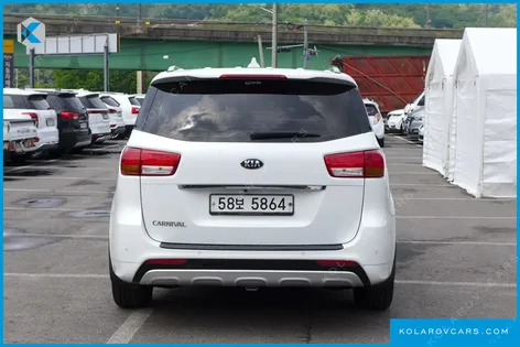 KIA CARNIVAL 9-SEATER PRESTIGE