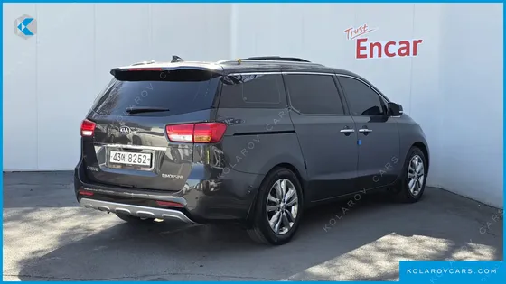 KIA CARNIVAL GASOLINE 7-SEATER LIMOUSINE