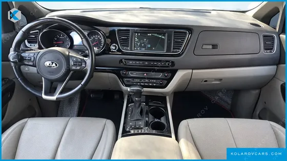 KIA CARNIVAL GASOLINE 7-SEATER LIMOUSINE