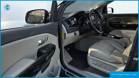 KIA CARNIVAL GASOLINE 7-SEATER LIMOUSINE