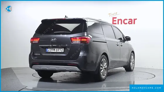 KIA CARNIVAL 9-SEATER NOBLESSE SPECIAL
