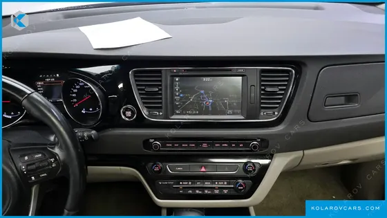 KIA CARNIVAL 9-SEATER NOBLESSE SPECIAL