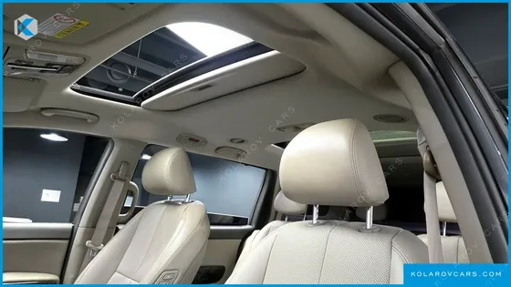 KIA CARNIVAL 9-SEATER NOBLESSE SPECIAL