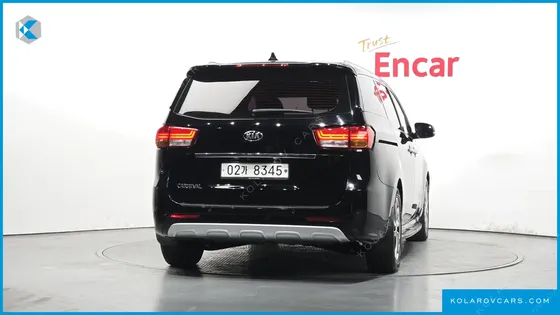 KIA CARNIVAL 9-SEATER NOBLESSE