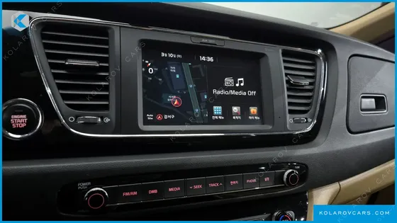 KIA CARNIVAL 9-SEATER NOBLESSE