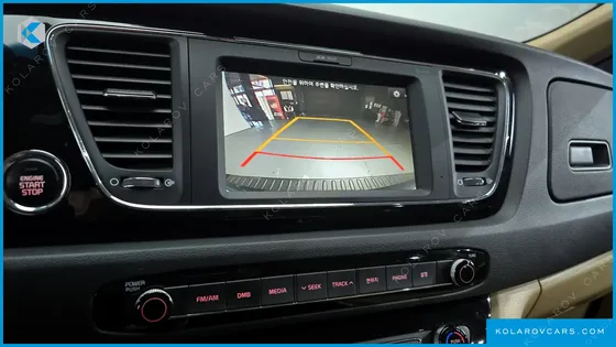 KIA CARNIVAL 9-SEATER NOBLESSE