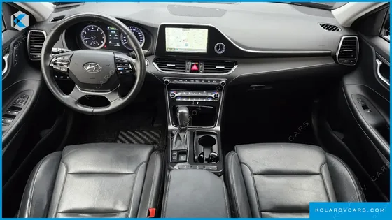 HYUNDAI GRANDEUR 3.0 LPI EXCLUSIVE (RENTAL CAR)
