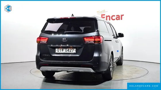 KIA CARNIVAL 9-SEATER LUXURY