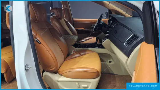 KIA CARNIVAL 9-SEATER HI-LIMOUSINE