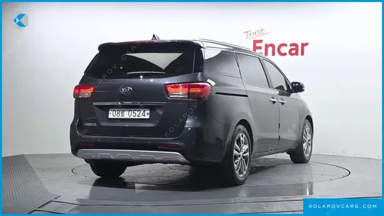 KIA CARNIVAL GASOLINE 9-SEATER NOBLESSE