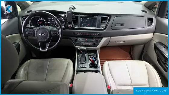 KIA CARNIVAL GASOLINE 9-SEATER NOBLESSE