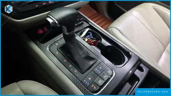 KIA CARNIVAL GASOLINE 9-SEATER NOBLESSE